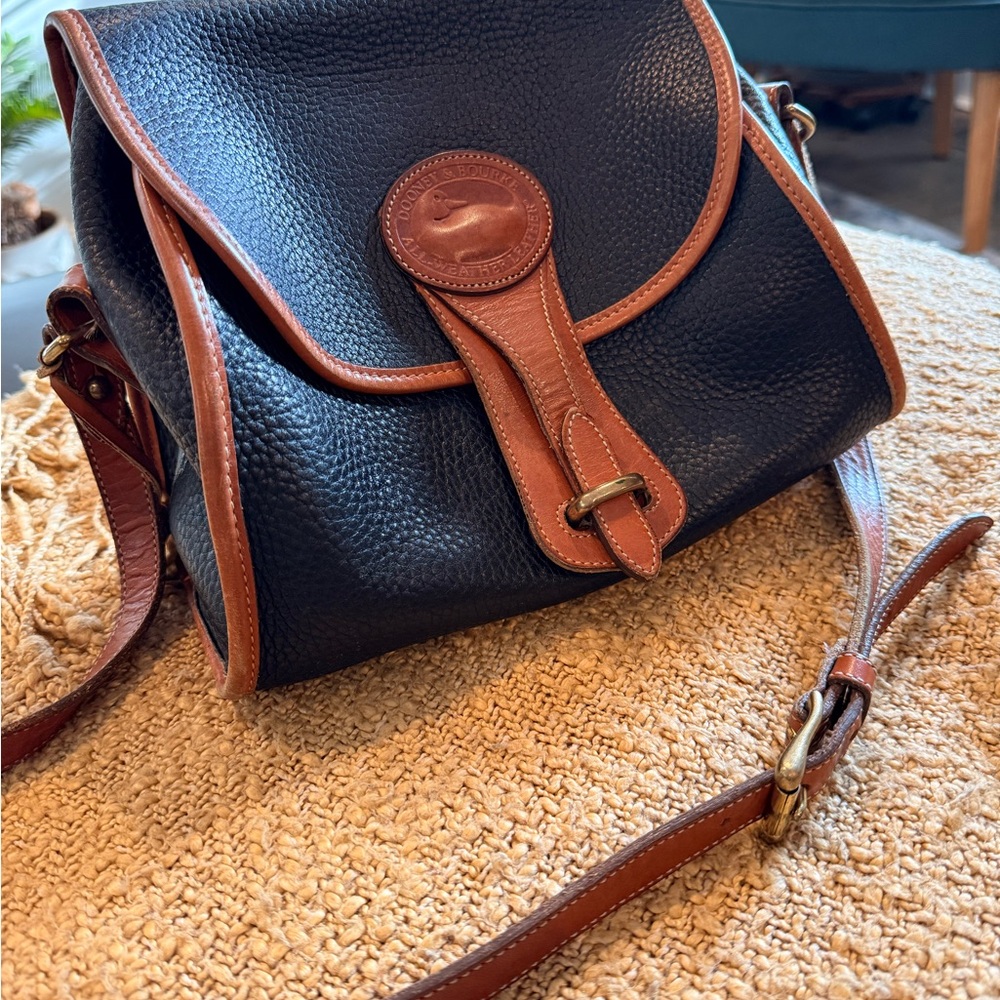 Vintage Dooney & Bourke Crossbody